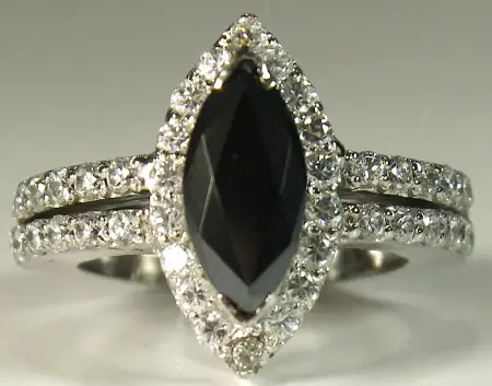 Μαύρο διαμάντι Marquise Cut