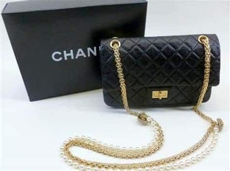 chanel 255 black