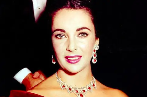 elizabeth taylor rubin jewellery